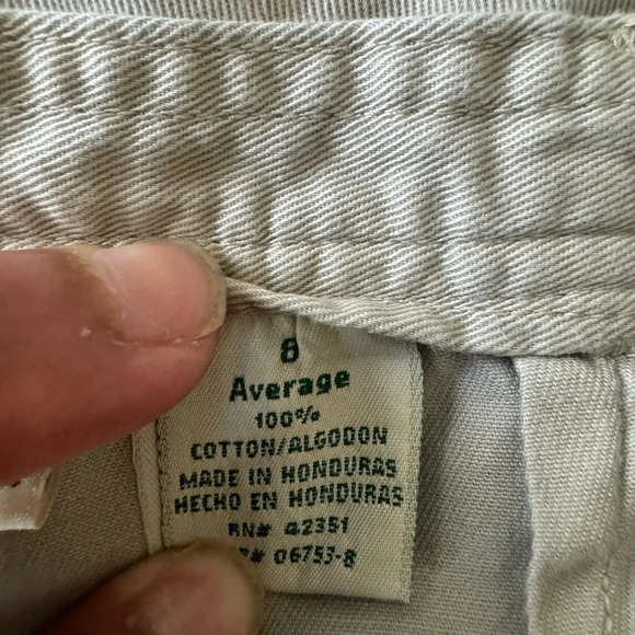 St Johns Bay Womens Size 8 Tan Bermuda Shorts 100% Cotton - Picture 4 of 5